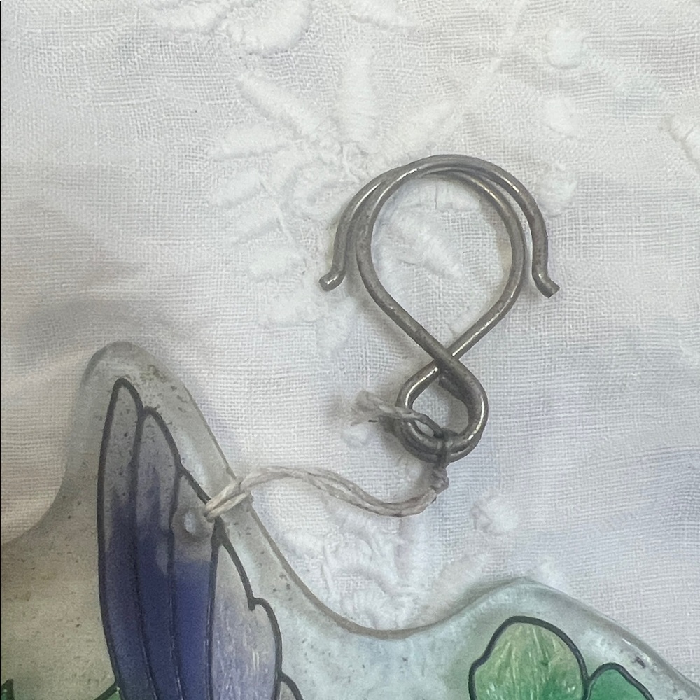 Beautiful Colorful Glass Hummningbird and Flower Sun Catcher - Picture 4 of 5